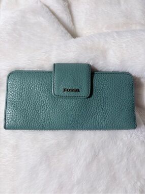 Fossil Teal Pebbled Leather Long Wallet